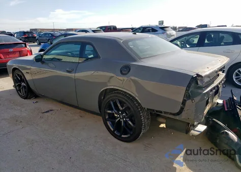 2023 Dodge Challenger R/T z USA, uszkodzony, nr VIN 2C3CDZBT6PH618141